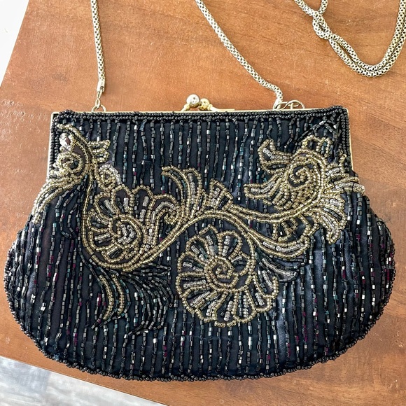 SOLD Vintage La Regale Black Beaded Evening Bag Gold Bead Detailing + Chain - Picture 3 of 16